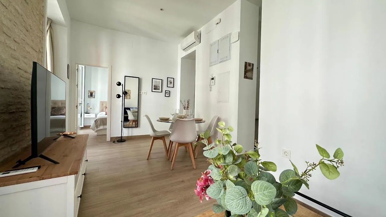 Mata Mua Suites Seville Apartment